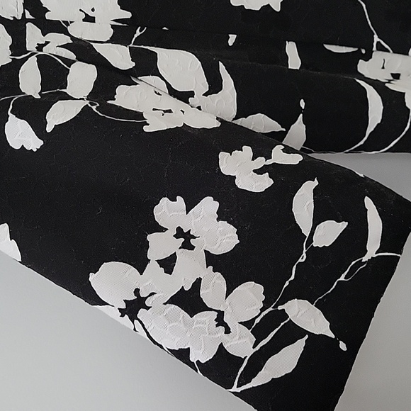 Coldwater Creek Black and White Floral Jacket, Size 16 - Picture 3 of 8